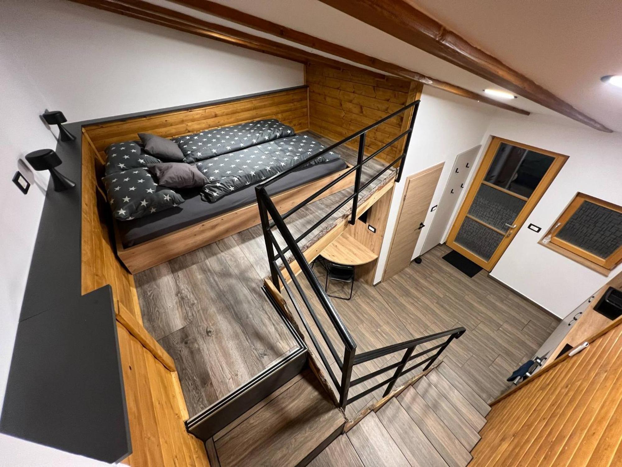 Apartma Mia Crni Kal Ngoại thất bức ảnh